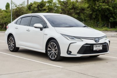 TOYOTA COROLLA ALTIS 1.8 HYBRID PREMIUM ปี2021 (1ขฬ4973)