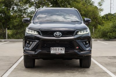TOYOTA FORTUNER 2.8 GR SPORT 4WD ปี2024 (5ขอ3147)