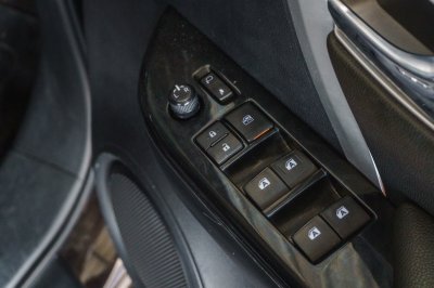 TOYOTA FORTUNER 2.4 V ปี2016 (7กผ8613)