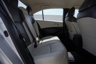 TOYOTA ALTIS 1.6 G (MNC) AT ปี2019 (9กฎ9013)