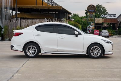 MAZDA 2 1.3 S (LEATHER) ปี2022 จด2023 (ขฉ7483)