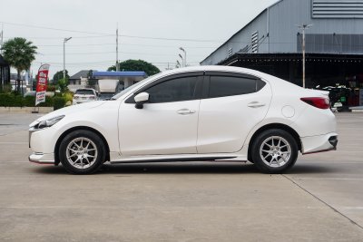 MAZDA 2 1.3 S (LEATHER) ปี2022 จด2023 (ขฉ7483)