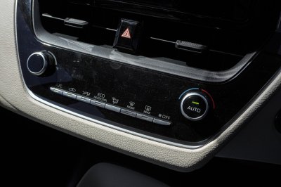 TOYOTA ALTIS 1.6 G (MNC) AT ปี2019 (9กฎ9013)