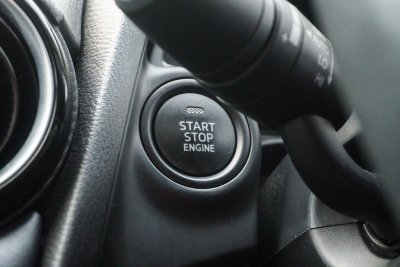 MAZDA 2 1.3 S (LEATHER) ปี2022 จด2023 (ขฉ7483)