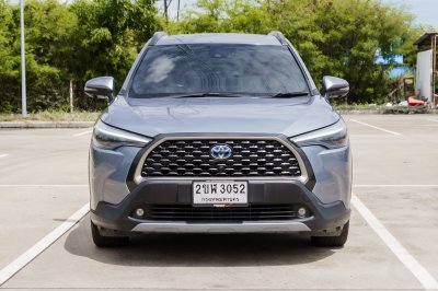 TOYOTA COROLLA CROSS 1.8 HYBRID PREMIUM SAFETY ปี2021 (2ขฬ3052)