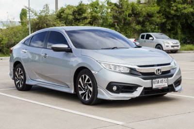 HONDA CIVIC 1.8 EL AT ปี 2017 (6กต4512)