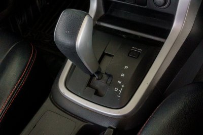 ISUZU D-MAX 1.9 CAB Z HI-LANDER AT ปี2017 (2ฒข5269)