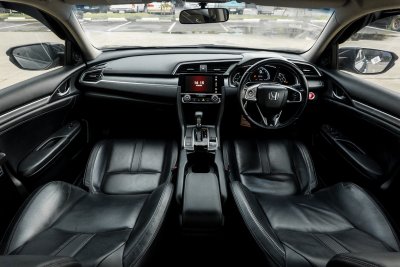 HONDA CIVIC 1.8 EL AT ปี 2019 (ขง7871)