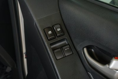 ISUZU D-MAX 1.9 CAB Z HI-LANDER AT ปี2017 (2ฒข5269)