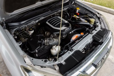 ISUZU D-MAX 1.9 CAB Z HI-LANDER AT ปี2017 (2ฒข5269)