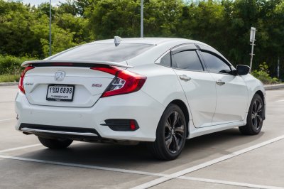 HONDA CIVIC 1.5 TURBO RS ปี2020 จด2021 (1ขผ6898)