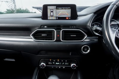 MAZDA CX-5 2.2 XLD 4WD AT ปี2019 (9กน4251)