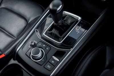 MAZDA CX-5 2.2 XLD 4WD AT ปี2019 (9กน4251)