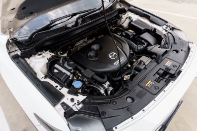 MAZDA CX-5 2.2 XLD 4WD AT ปี2019 (9กน4251)