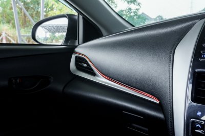 TOYOTA YARIS 1.2 E AT ปี2017 (6กร9620)