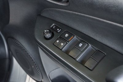 TOYOTA YARIS 1.2 E AT ปี2017 (6กร9620)