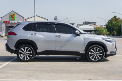 TOYOTA COROLLA CROSS 1.8 HYBRID PREMIUM ปี2021 (1ขย4975)