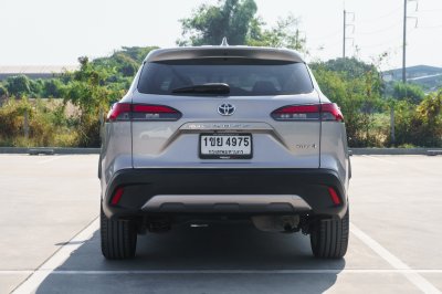 TOYOTA COROLLA CROSS 1.8 HYBRID PREMIUM ปี2021 (1ขย4975)