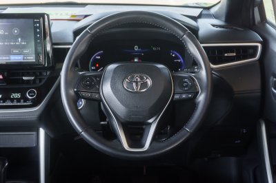 TOYOTA COROLLA CROSS 1.8 HYBRID PREMIUM ปี2021 (1ขย4975)