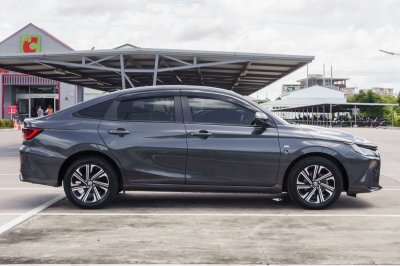 TOYOTA YARIS ATIV 1.2 SPORT AT ปี 2022 (4ขค3083)
