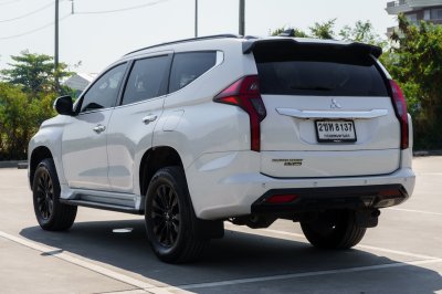 MITSUBISHI PAJERO 2.4 GT PREMIUM ELITE EDITION ปี2022 (2ขห8137)