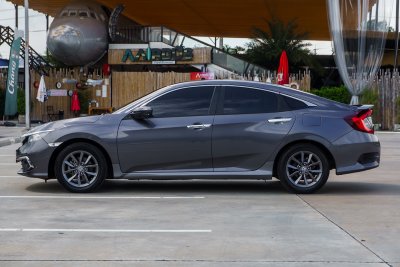 HONDA CIVIC 1.8 EL ปี2020 จด2021 (1ขบ7885)