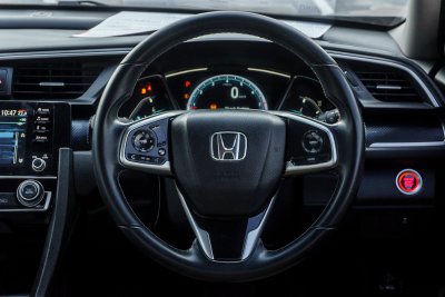 HONDA CIVIC 1.8 EL ปี2020 จด2021 (1ขบ7885)