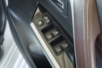 MITSUBISHI PAJERO 2.4 GT PREMIUM ELITE EDITION ปี2022 (2ขห8137)