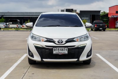 TOYOTA YARIS 1.2 E AT ปี 2019 (9กฐ6874)