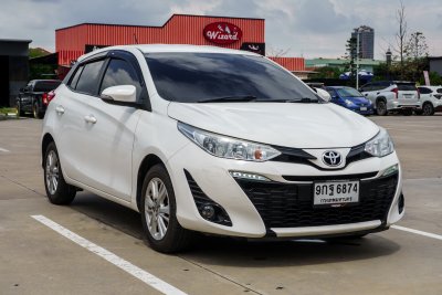 TOYOTA YARIS 1.2 E AT ปี 2019 (9กฐ6874)