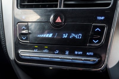 TOYOTA YARIS 1.2 E AT ปี 2019 (9กฐ6874)