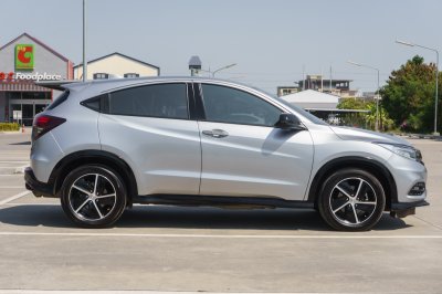 HONDA HR-V 1.8 RS ปี2019 จด2020 (1ขค6371)