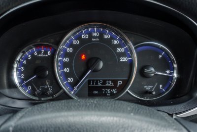 TOYOTA YARIS 1.2 E AT ปี 2019 (9กฐ6874)