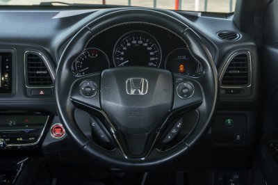 HONDA HR-V 1.8 RS ปี2019 จด2020 (1ขค6371)