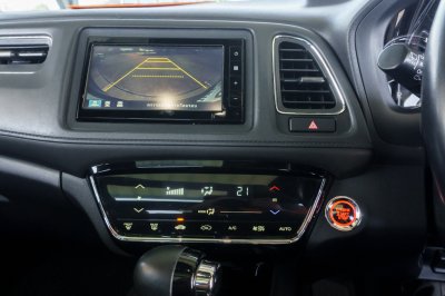 HONDA HR-V 1.8 RS ปี2019 จด2020 (1ขค6371)