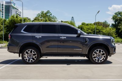 FORD EVEREST 2.0 TITANIUM + 4WD ปี2023 (4ขข1785)