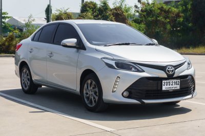 TOYOTA VIOS 1.5 MID ปี2022 (3ขช2162)