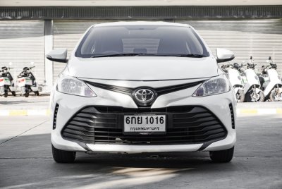 TOYOTA VIOS 1.5 J AT ปี2017 (ติดแก๊ส LPG) (6กย1016)