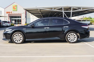 TOYOTA CAMRY 2.5 HYBRID PREMIUM ปี2020 จด2021 (1ขร6791)