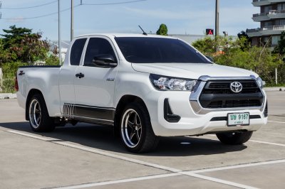 TOYOTA REVO 2.4 Z EDITION ENTRY ปี2023 (บษ9167)