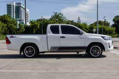 TOYOTA REVO 2.4 Z EDITION ENTRY ปี2023 (บษ9167)