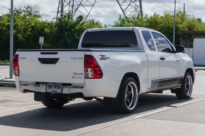 TOYOTA REVO 2.4 Z EDITION ENTRY ปี2023 (บษ9167)