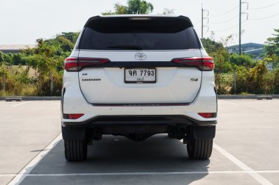 TOYOTA FORTUNER 2.8 LEGENDER 4WD AT ปี2021 (จค7793)
