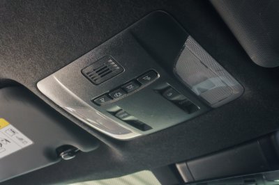 TOYOTA COROLLA CROSS 1.8 HYBRID PREMIUM SAFETY ปี2021 (1ขช9884)