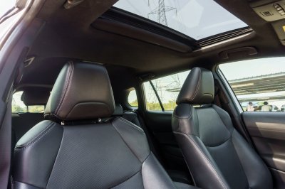 TOYOTA COROLLA CROSS 1.8 HYBRID PREMIUM SAFETY ปี2021 (1ขช9884)