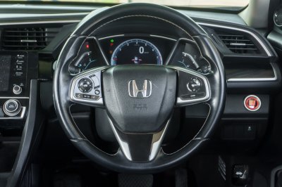 HONDA CIVIC 1.8 EL ปี2020 (ขค7734)