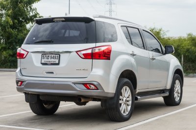 ISUZU MU-X 3.0 DVD AT ปี 2018 (5กฮ9493)