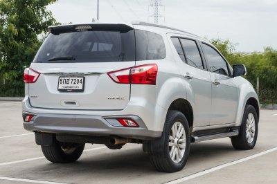 ISUZU MU-X 3.0 DVD AT ปี 2018 (5กฮ7204)
