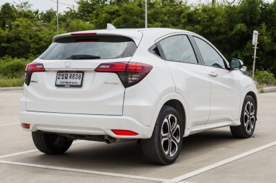 HONDA HR-V 1.8 EL ปี2021 (2ขฉ4838)