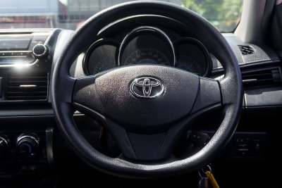 TOYOTA VIOS 1.5 ENTRY AT ปี 2019 (9กณ4713)